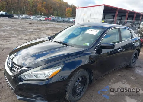 2016 Nissan Altima 2.5/2.5 S/2.5 Sl/2.5 Sr/2.5 Sv z USA, uszkodzony, nr VIN 1N4AL3AP5GN314691